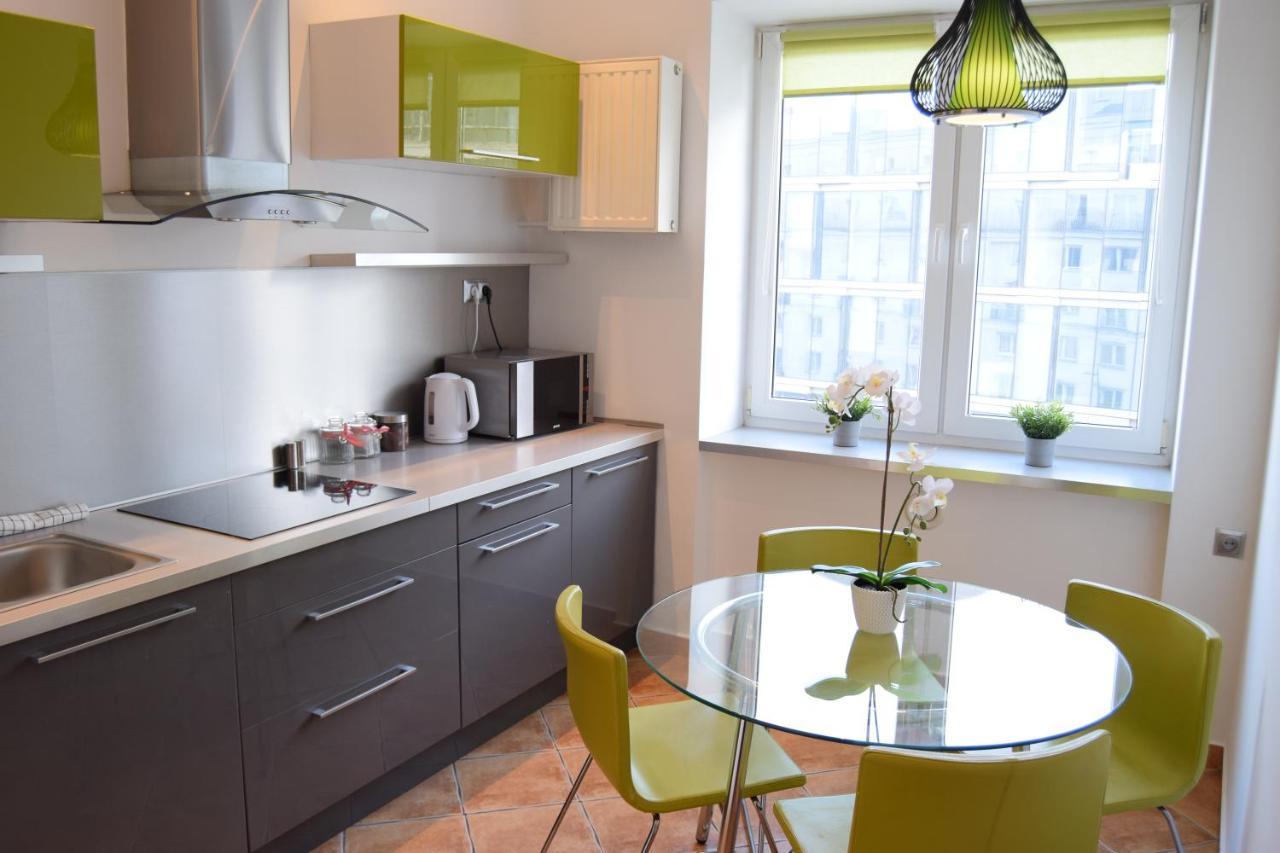 Be My Guest - Krucza Elegant Apartment - Rondo De Gaulle'A Center Of Warsaw Metro Wi-Fi Breakfast Exterior photo