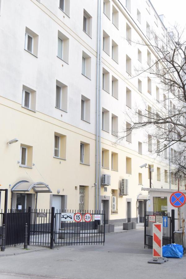 Be My Guest - Krucza Elegant Apartment - Rondo De Gaulle'A Center Of Warsaw Metro Wi-Fi Breakfast Exterior photo