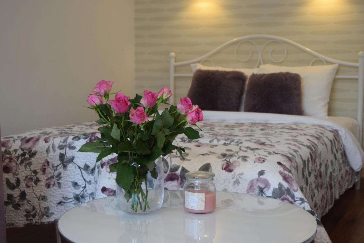 Be My Guest - Krucza Elegant Apartment - Rondo De Gaulle'A Center Of Warsaw Metro Wi-Fi Breakfast Exterior photo