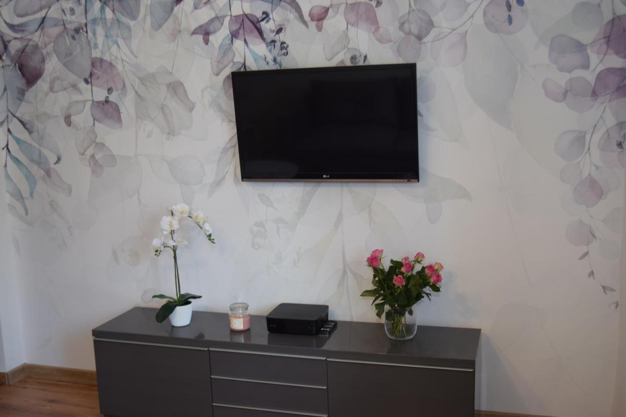 Be My Guest - Krucza Elegant Apartment - Rondo De Gaulle'A Center Of Warsaw Metro Wi-Fi Breakfast Exterior photo
